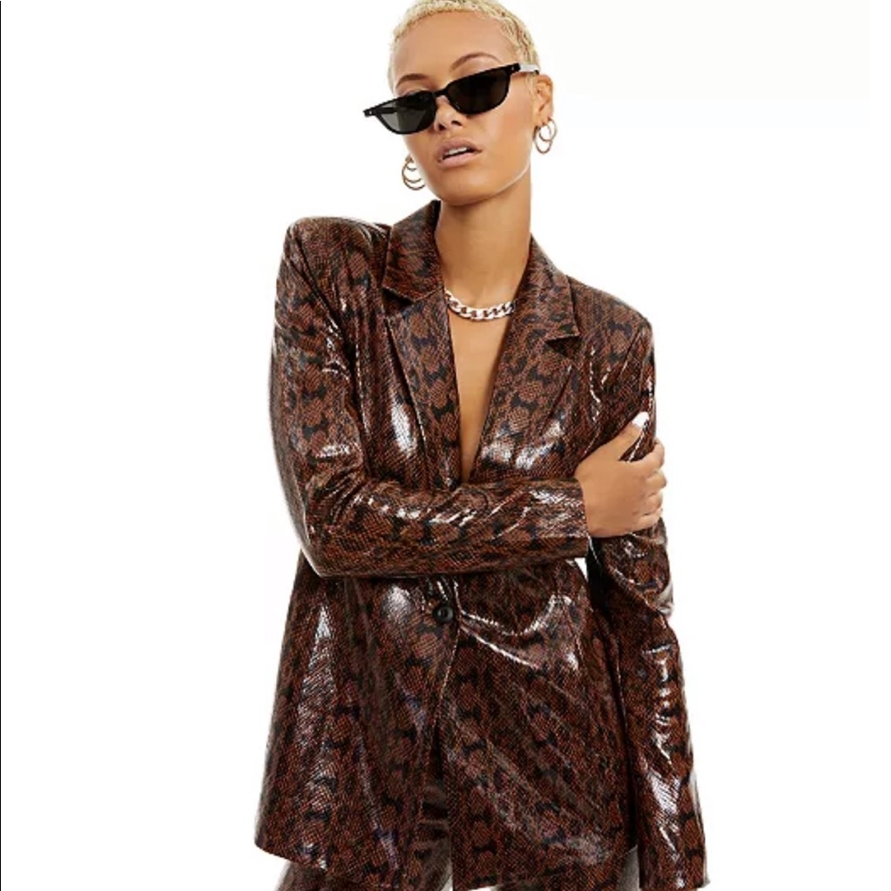 Danielle Bernstein Faux-Snakeskin Blazer
